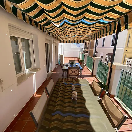 Magnifico Atico Pleno Centro. Terraza 60m. Climatizado, Garaje Apartment